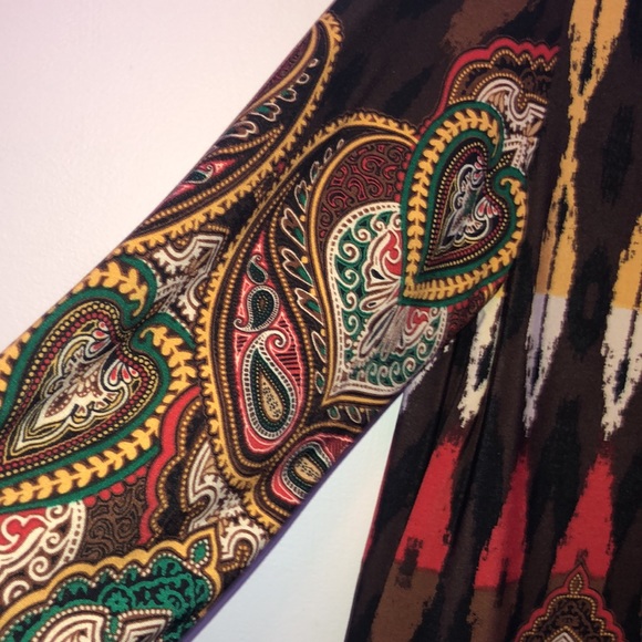 TIANA B.| Womens Indigenous Dress - Picture 4 of 6